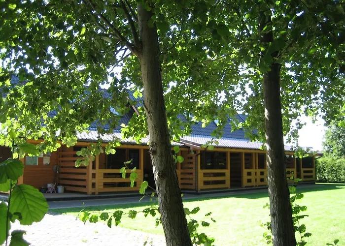 بيت خشبي Na 102 *